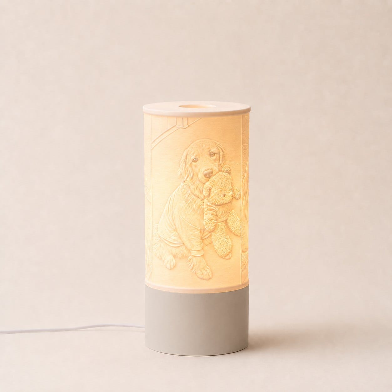 Column lamp with a beige base